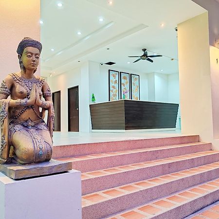 Harmony Patong Hotel Bagian luar foto
