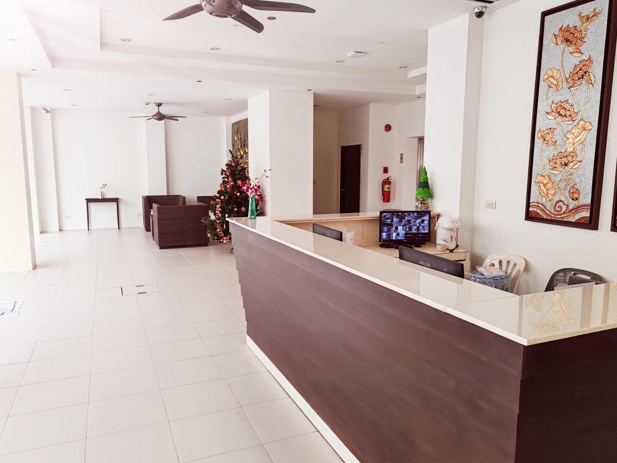 Harmony Patong Hotel Bagian luar foto