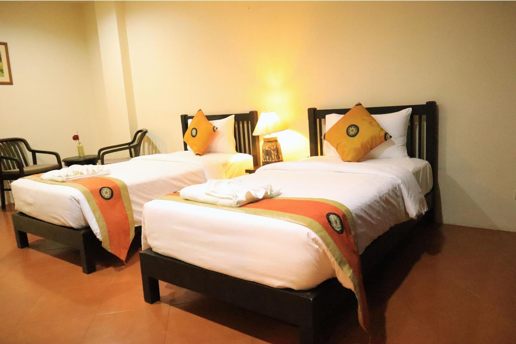 Harmony Patong Hotel Bagian luar foto